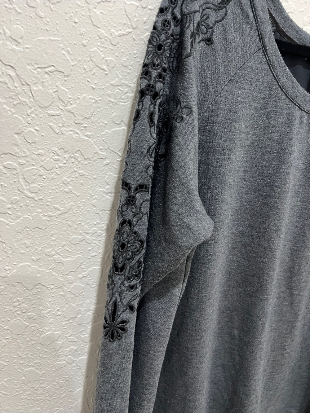 Torrid Size 1 - Picture 2 of 4